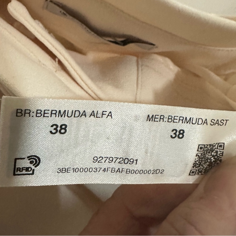 Cortelle Cream High Waist Shorts - Picture 5 of 5